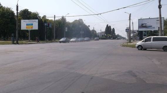 Билборд B в Черкассах, 6x3  Сумгаїтська вул., - Корольова вул.,(АЗС OKKO , Автосалон UA Holding, завод "Богдан") фото 1