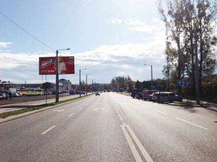 Билборд B в Львове, 6x3  Богдановская ул., 15, 300  м. от Пластова ул., Автосалон "Ссан Йонг", авторынок фото 1