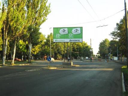 Билборд B в Кривом Роге Каховская ул. - Тбилисская ул., (разделитель), дв-е к ЮГОКу фото 1