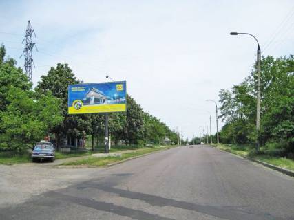 Билборд B в Смеле, 6x3  Уманська вул., 17  (на  вул. Тургенєва) фото 1
