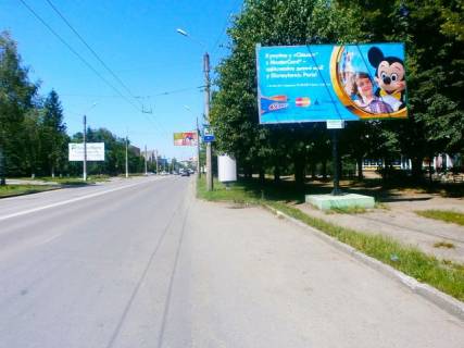Билборд A в Черновцах Героев Майдана ул., 85, (почтампт) в центр фото 1