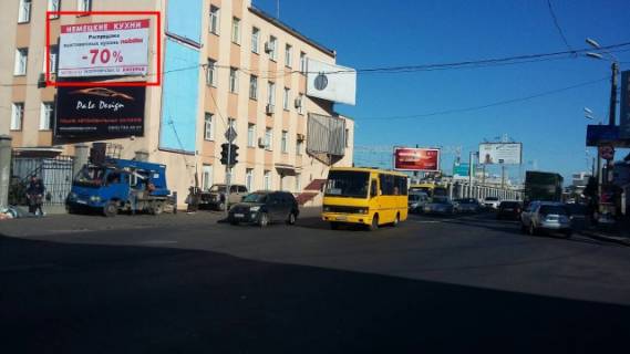 Билборд A в Одессе, 6x3  Середньофонтанськая вул. - Семінарськая вул.. (верхний) (в центр, 550 м. до Залізничного Вокзалу) фото 1