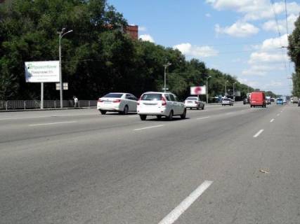 Билборд B в Днепр (Днепропетровск) Запорожское шоссе, ж/м Тополь 1, в центр,,Mazda Motor Internatiol, Сингл, Renault, Ощадбанк, Varus фото 1