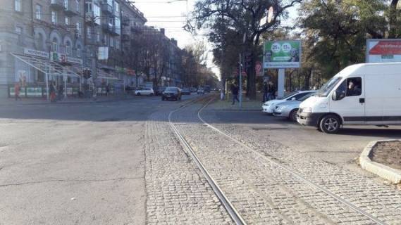 Скроллер A в Днепр (Днепропетровск) Олександра Поля (Кірова) пр.- Лесі Українки (Пушкіна) пр., (пицерия Челентано) - 273162 фото 1