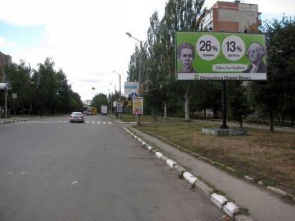 Билборд A в Ивано-Франковске, 6x3  Івана Павла II (Будівельників) вул. ( в центр, напроти пекарні "Цар-хліб") фото 1
