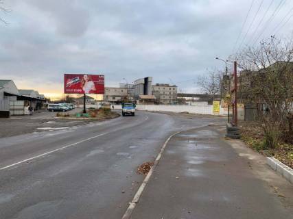 Билборд B в Ровно, 6x3  Біла вул.,  (хлібокомбинат) в центр фото 1