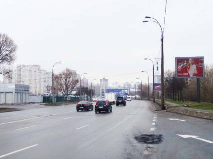 Скроллер A в Киеве Днепровская набережная ул., (АЗС ОККО, в сторону Южного моста) - 308286 фото 1