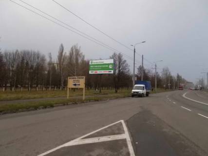 Billboard B in Sumi Kovpaka st. - Veretenovka (200 m k AZS "TNK") Photo 1
