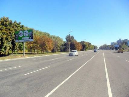 Билборд B в Днепр (Днепропетровск) Набережная Заводская ул., 101 (напротив)  к "McDonalds", "Сильпо", в центр фото 1