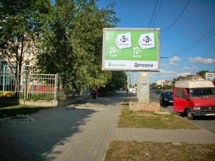 Backlight B in Zaporizhzhya, 4x3  Metalurgiv av.,30 Photo 1