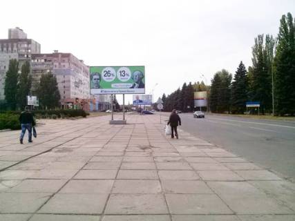 Билборд B в Кривом Роге Матусевича ул., 10 (цирк, КТУ), дв-е к Металлургов пр. фото 1