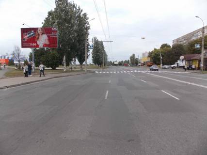 Билборд B в Черкассах, 6x3  30-річчя Перемоги вул.,48 зупинка ( "Епіцентр",Фокстрот") фото 1