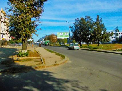 Билборд A в Сумах Ремесленная ул., 17  (ТЦ "САМ Маркет",супермаркет "Экомаркет") фото 1