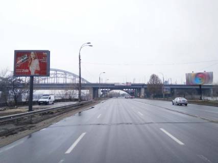 Скроллер B в Киеве Днепровская набережная ул., (150 м. до моста "Дарницкий", в сторону ст. м. "Левобережная") - 308172 фото 1