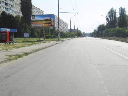 Billboard B in Krivy Rig, 6x3  mkr. 7-j Zaricnij, Desantna st., 1a ( AZS "Sentoza", zup."mkr. Zaricnij") Photo 1
