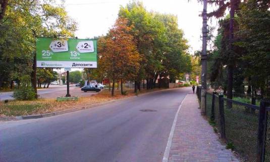 Билборд A в Черновцах Тихорецкая ул. - Фастовская ул. (перед Автовокзалом , гостинничный комплекс"Koral") фото 1