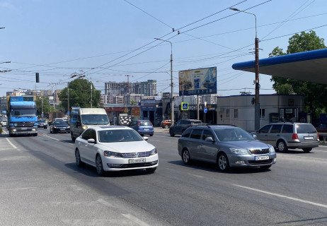 Billboard A in Ternopil, 6x3  Protasevica st. - Ukrainki L. st., (AZS "Ukrnafta") do prospektu S.Banderi.(300 m. k AZS "OKKO") Photo 1