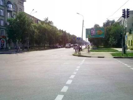 Billboard A in Krivy Rig, 6x3  Kalnysevs'kogov st., 15b - Ukrains'ka st., do Zvil'nennaa pl. Photo 1