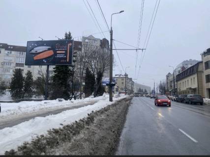 Билборд B в Тернополе, 6x3  Бандери С. вул., (напроти стадіону, "Парк Слави",200 м.до "Приватбанк") фото 2