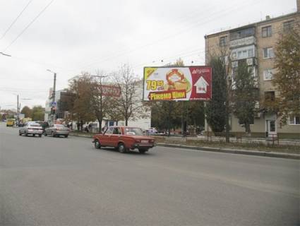 Билборд A в Кропивницкий (Кировоград), 6x3  Соборна вул. ( 50 років Жовтня)., 16 ( На ТЦ "Плазма") фото 1
