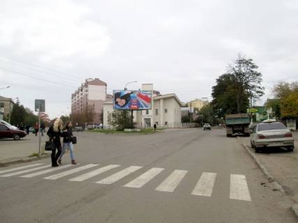 Билборд A в Ивано-Франковске, 6x3  Пулюя вул. - Берегова (Конєва) вул.,( в центр) фото 1