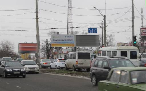 Prismatron, Prism A in Odessa, 6x3  Nebesnoi sotni av.  (rozpodil'ca smuga) - Gluska av. - 101447 Photo 1