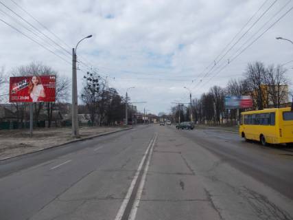 Билборд B в Черкассах, 6x3  Чигиринська вул., 28, в центр (напроти хлібзаводу) фото 1
