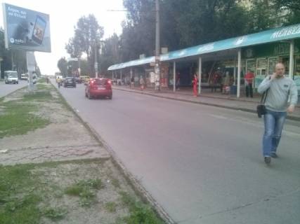 Бэклайт A в Запорожье, 4x3  Товариська вул., 39  (ТЦ "Континент", супермаркет "Varus", "Ощадбанк") фото 1