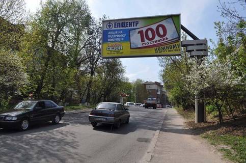 Билборд A в Виннице, 6x3  Князів Коріатовичів ул.(колишня Свердлова), 130 (з центру на ж/м Свердловский та ТЦ "Вояж") фото 1