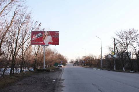 Билборд B в Бердянске, 6x3  Східний пр.,  в р-ні Віськового містечка №2 фото 1
