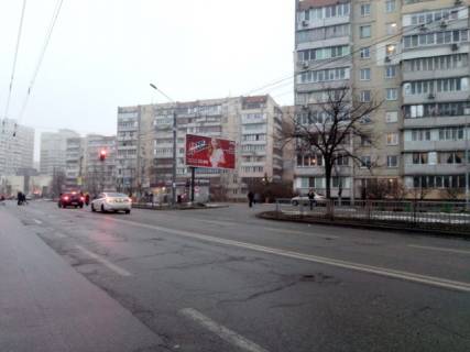 Призма A в Киеве просп. Володимира Івасюка (Героїв Сталінграда)., 52 (150 м. от Героев Днепра ул.) - 308084 фото 1