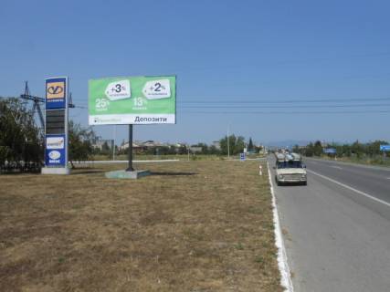 Билборд B в трассах Закарпатья, 6x3  Траса Чоп  - Мукачево (с. Розовка, АЗС "Укрнафта") фото 1