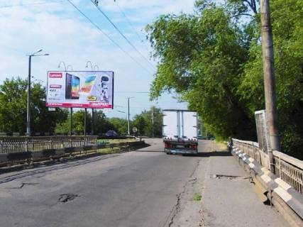 Білборд, Бігборд (Борд)  A у Кривому Розі Колачевского ул., разделитель, направление на ст. Роковатая Фото 1