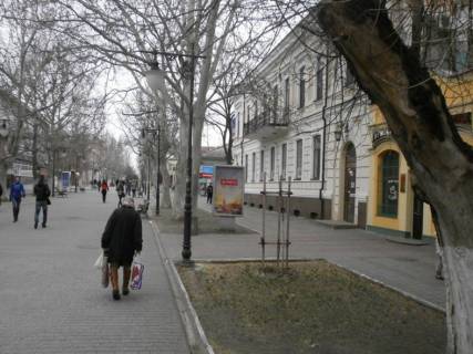 Билборд A в Николаеве, 3х6  ул. Суворова,5 (Парус) фото 1