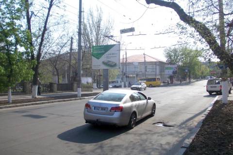 Бэклайт B в Николаеве ул. Ленина - ул. Коммунаров фото 1