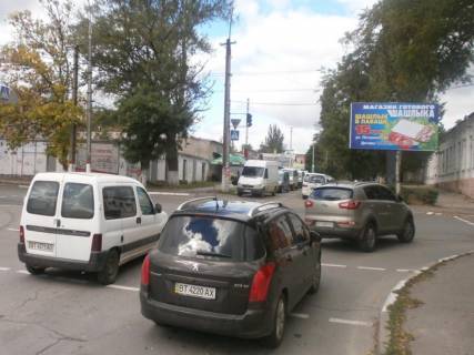Билборд A в Николаеве, 3х6  ул. Рабочая угол Краснознаменной фото 1