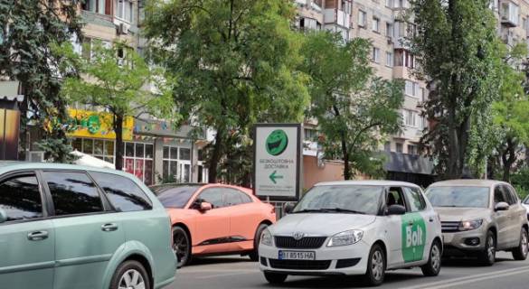 Citylight B in Lviv, 1.86м х1.27м  Rusanivs'ka naberezna, 4 ( Supermarket "Furset") scheme