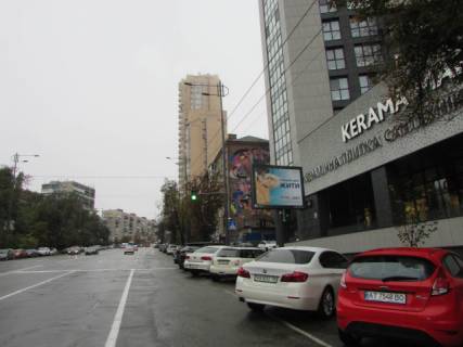 Scrolller, Scroll A in Kyiv, 3.14x2.32  Lipkivsk'ogo Vasila (Uric'kogo), 16-A na svitlofori - 27145 scheme
