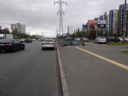 Призма A в Киеве, 6x3  Братиславська, 12 напроти  / Анатолія Солов’яненка вул. (Олександра Бойченка), рух від Броварського проспекту - 27263 схема