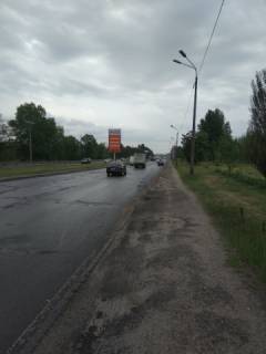Бэклайт A в Киеве, 4x8  Богатирська, "Кирилівське озеро" (розподілювач), рух в напрямку від Почайної (Петрівки) схема