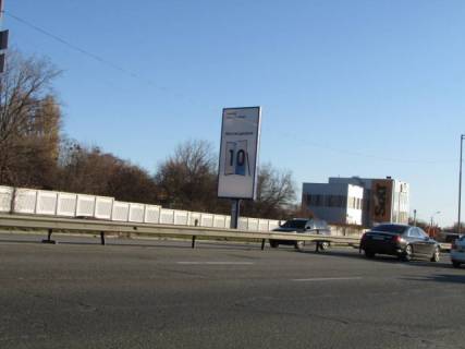 Бэклайт B в Львове, 8м х 4м  Столичне шосе  (завод Радар), після 500 метрів руху від проспекту Науки, ліворуч (рух із Киева) схема