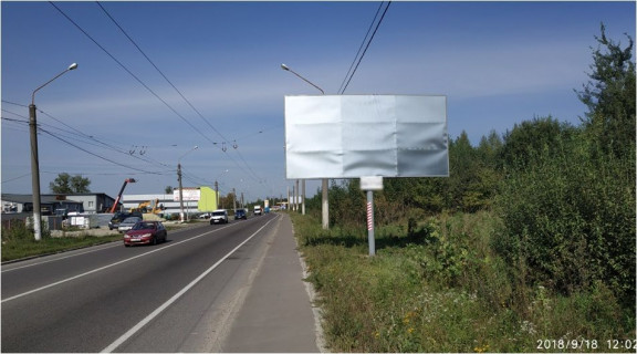 Billboard A in Pasiki-Zubrytsky, 6x3  v'izd u L'viv zi storoni Davidova, bila spectehniki, Zelena st. Photo 1