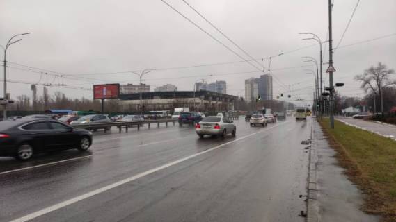 Скроллер B в Львове, 3м x 6м  Глушкова академіка проспект / В.Касіяна (ст. М"Іподром"), рух із центру міста, ліворуч - 486111 схема