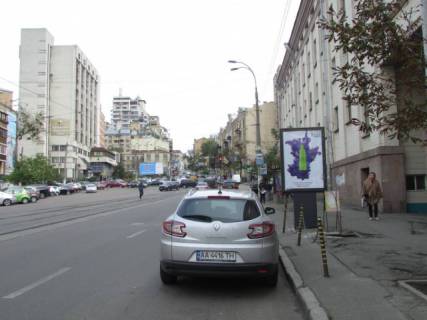 Сiтiлайт A у Києві, 1.2x1.8  Галицька площа (Перемоги), 2 (біля ЦИРКу) заїзд з площі на вул. Бульварно-Кудрявську схема