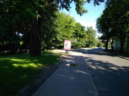 Ситилайт B в Львове, 1.86м х1.27м  Паркова дорога, 7  ліворуч, після  ВЦ "Парковий" (рух із центру) схема