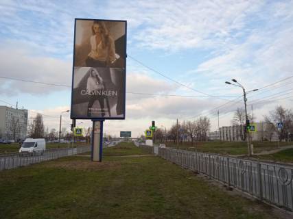 Бэклайт A в Киеве, 4x8  Богатирська, 11/ Озерна вул. (на розподілювачі, біля Епіцентру) рух із Києва схема