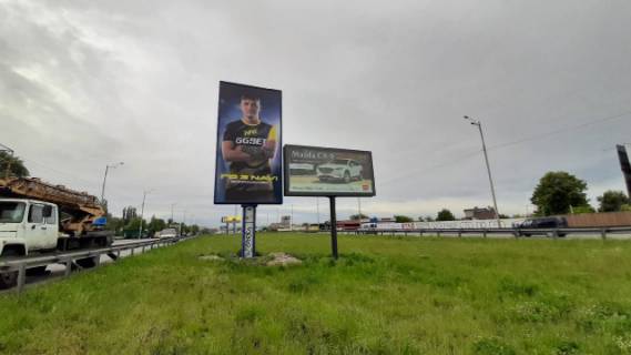 Бэклайт A в Киеве, 8x4  Кільцева дорога (розподілювач) / Литвиненко-Вольгемут, рух до просп. Берестейський (Перемоги) схема