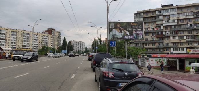 Призма A в Киеве, 6x3  Йорданська (Лайоша Гавро), 20 (Супермаркет"Фора")  рух в напрямку Героїв полку «Азов» вул. (Маршала Малиновського) - 27352 схема