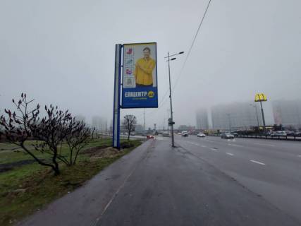Бэклайт B в Львове, 8м х 4м  Бажана Миколи проспект, навпроти буд. 3,  (М)"Харьківська" рух в напрямку центру Києва, ліворуч схема