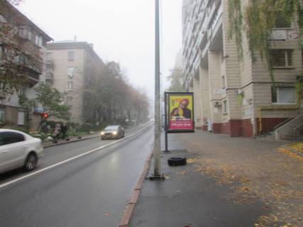 Сiтiлайт A у Києві, 1.2x1.8  Кловський узвіз, 11 навпроти схема